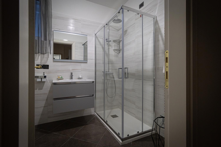 Bathroom 2, Residenza San Flaviano, Relais di Charme, L'Aquila