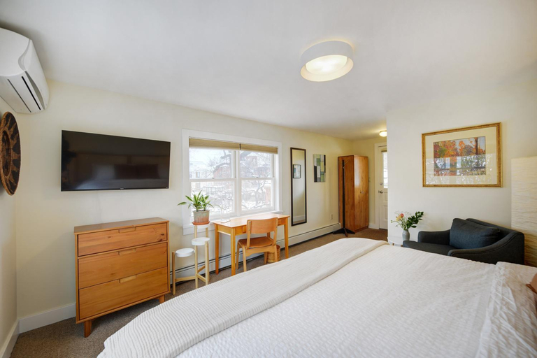 Others 5, Boulder Guest House, Boulder