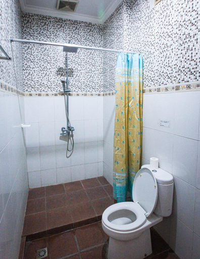Bathroom 3, Batik Sekar Bali Guest House, Gianyar