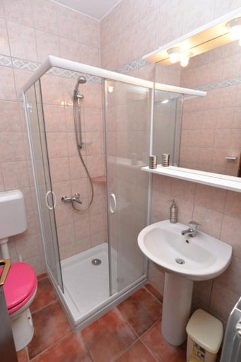 Others 4, Apartment 590, Fažana