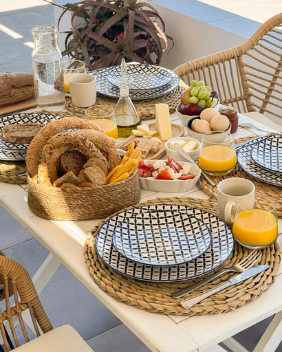 Food & Drinks 4, Mytakas Houses, South Aegean