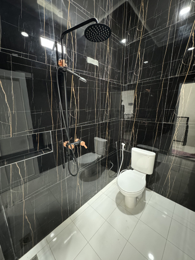 Bathroom, Griya Tegalweru Palagan Homestay Jogja, Sleman