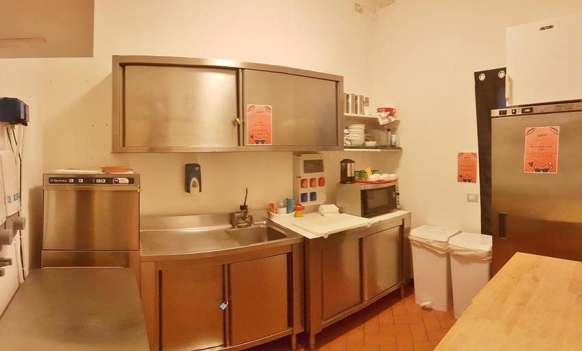 Others 3, Ospitalia del Mare Hostel, La Spezia