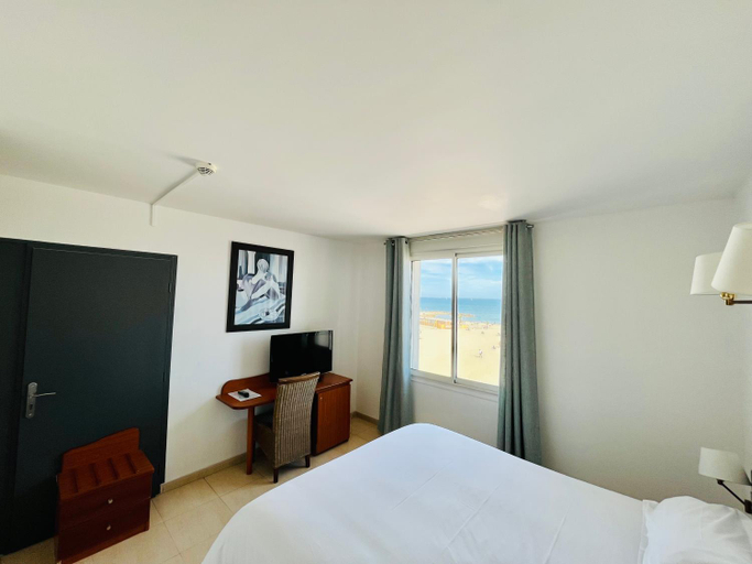 Bedroom 2, Les Alizes, Hérault
