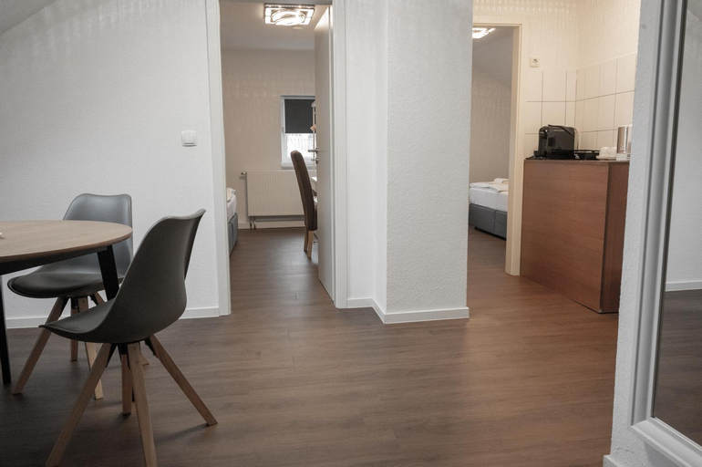 Dining Room 9