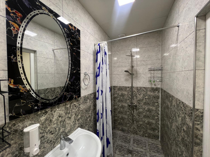 Others 3, Arm Hotel, Yerevan