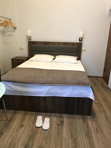 Others 3, Aleon Hotel, Tbilisi
