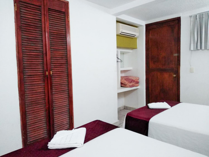 Others 4, Hotel Esmeralda, Coatzintla