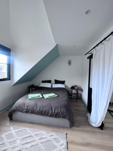 Bedroom 5, Sweet Leon - grande chambre baignoire vue mer, Finistère