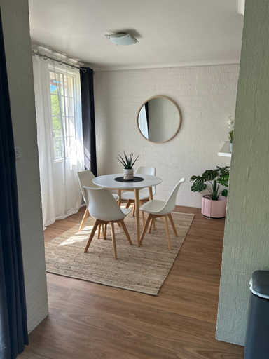 Others 5, Plush 2 bedroom apartment Kingston, Canberra