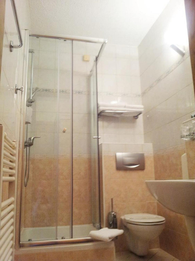 Bathroom 3, Hotel Galerija, Zagreb