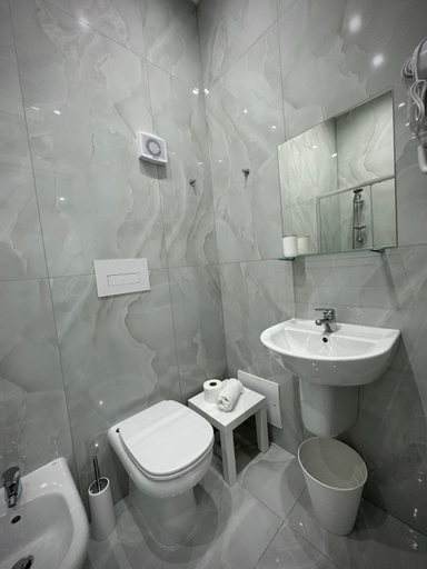 Others 2, MARVIT CENTRAL LUXURY, Napoli