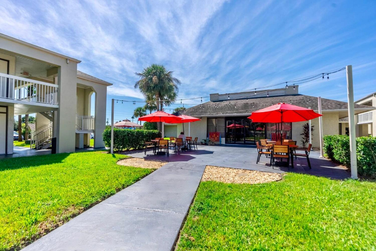 Others 5, 2 beds with Pool, Parking, Wi-Fi & Smart TV, Osceola