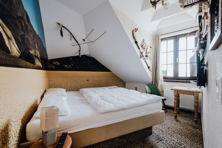 Bedroom 5