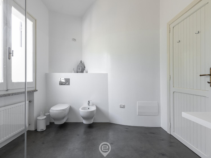 Others 4, Villa Virago, Cagliari