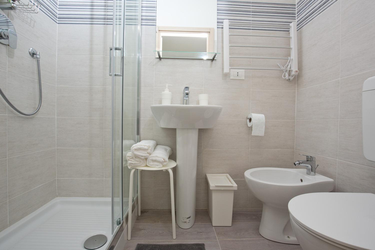 Others 4, Rimini Youth Apartment, Rimini
