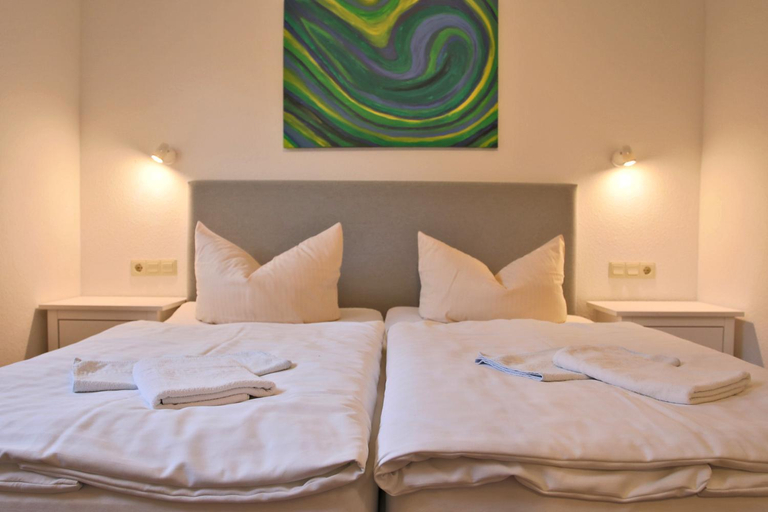 Bedroom 3, Hotel & Restaurant Am Wasser, Vorpommern-Rügen