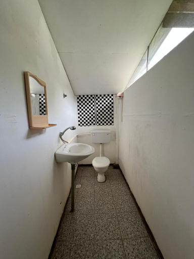 Bathroom, Mulu Village, Marudi