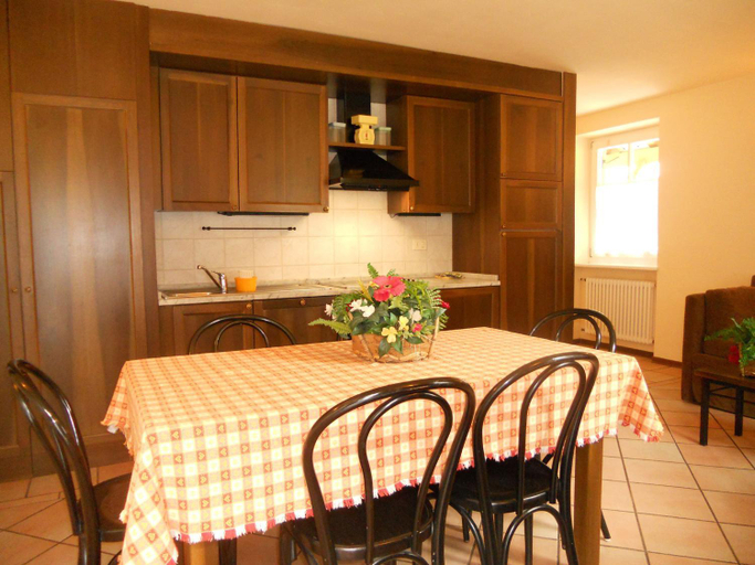 Others 4, Residence Villa Avisio, Trento