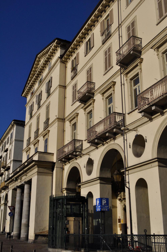 Others 4, TO.STA BwithoutB HOME SHARING NEL CENTRO DI TORINO, Torino
