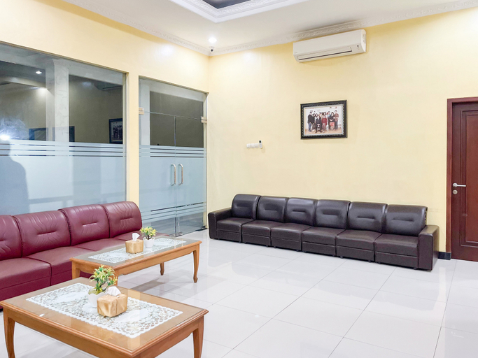 Others 5, Kartika Hotel Syariah Pacitan Mitra RedDoorz, Pacitan
