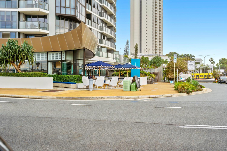 Rhapsody Surfers Paradise Beachfront Sleeps 6 - Optimise BNB, Gold Coast