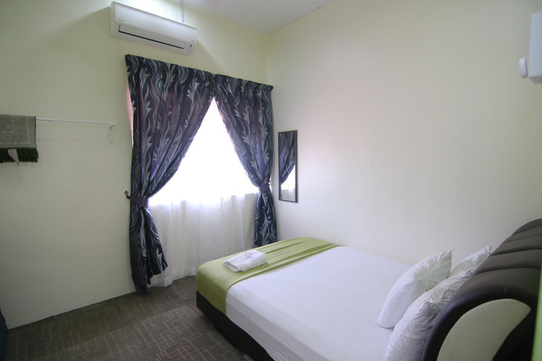 Others 5, Homestay Hj Esmon 3 UTHM Parit Raja, Batu Pahat
