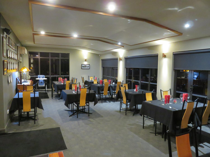 Food & Drinks 5, Stations Inn, Westland