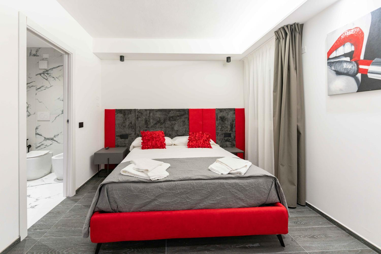 Others 4, ML luxury room, Ferrara