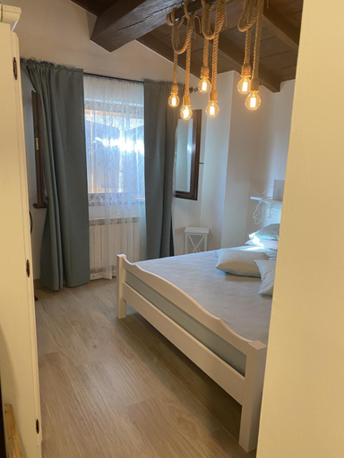 Bedroom 16