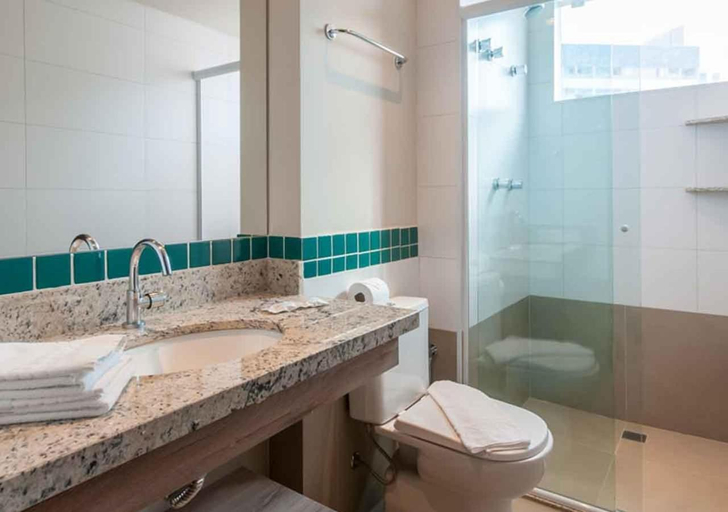 Bathroom 5, Enjoy Solar das Aguas Park Resort, Olímpia