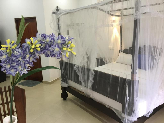 Bedroom 2, Galle Fantacy, Habaraduwa