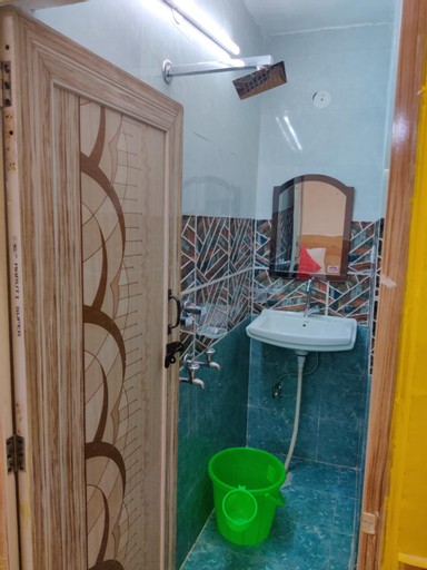Bedroom 5, Anand Villa One, West
