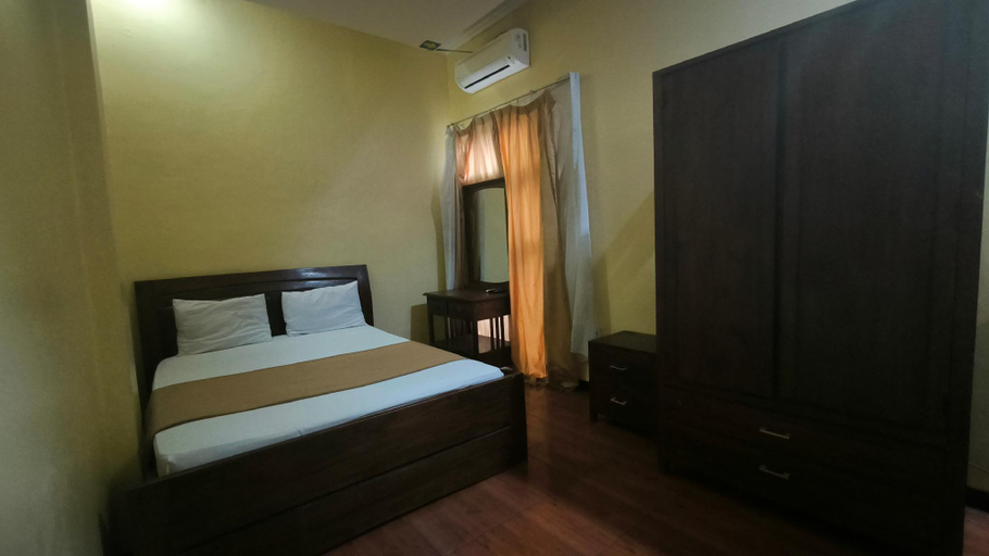 Bedroom 8