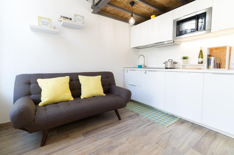 Others 5, Mini-Loft Sanremo City Center AC & WIFI, Imperia