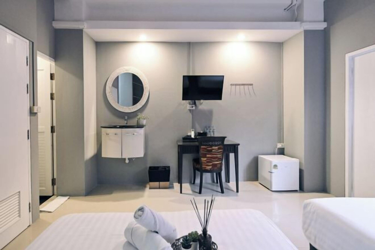 Bedroom 9