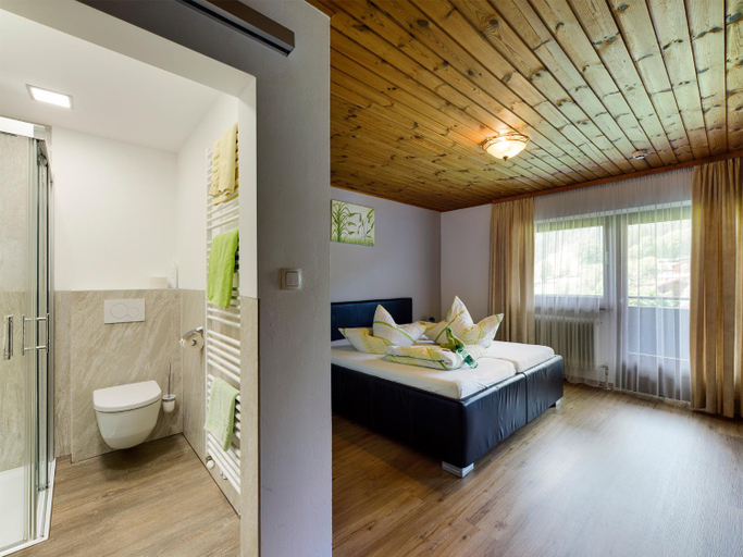 Bedroom, Bed & Breakfast Denggenhof, Kufstein