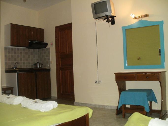 Facilities 4, Albatros, Thessaly