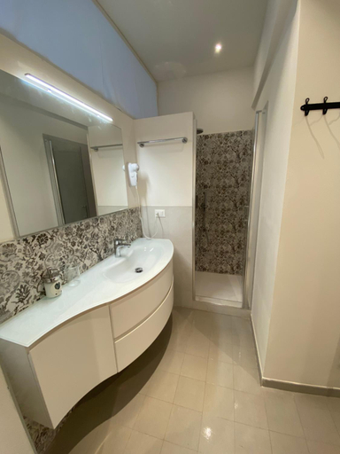 Bathroom 2, Residenza del Duse, Bologna