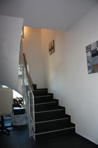 Others 5, Zur Lahnbrucke, Marburg-Biedenkopf