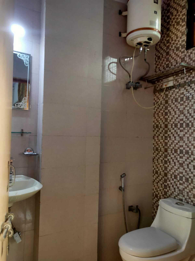 Bathroom 5, COSY Rooms, Delhi