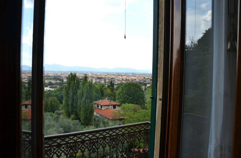Others 5, Locanda Giolica, Prato