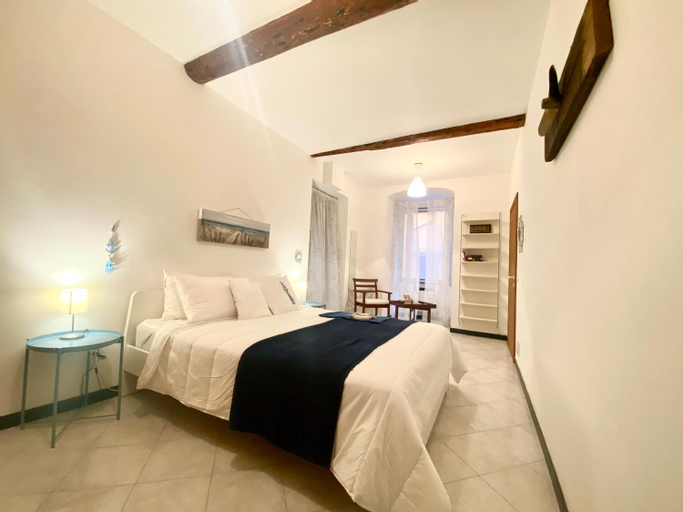 Bedroom 2, CasaViva-Trilo in Camogli at the sea with parking, Genova