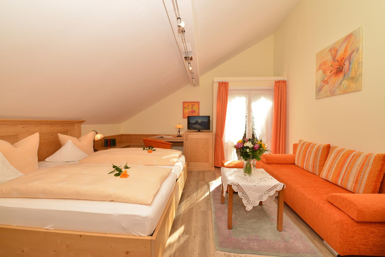 Bedroom 2, Herzen´s Landhaus, Bregenz