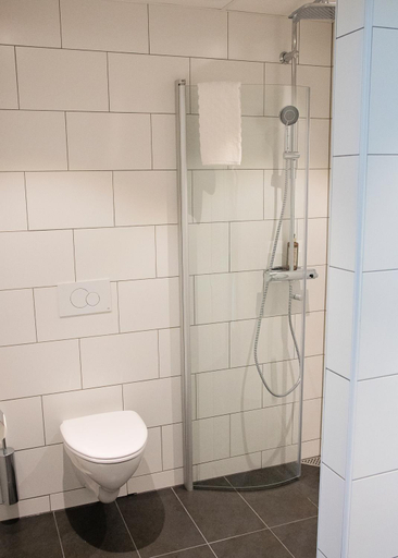 Bathroom 5, Hotel Öresund Conference & Spa, Landskrona