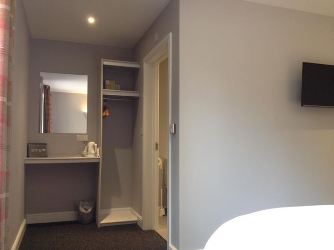 Bedroom 2, Woodland Waters, Lincolnshire