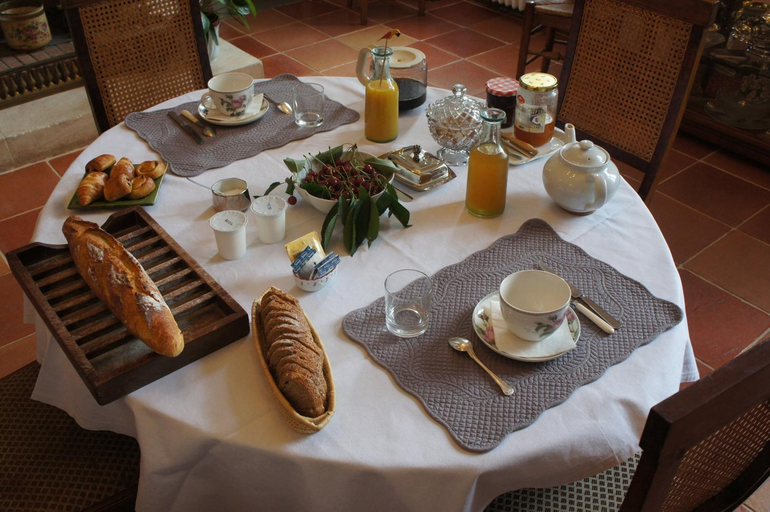 Food & Drinks, La Lauze, Tarn