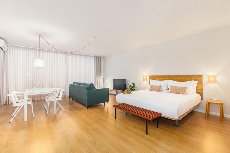 Others 4, Dream On - Clerigos Lofts, Porto
