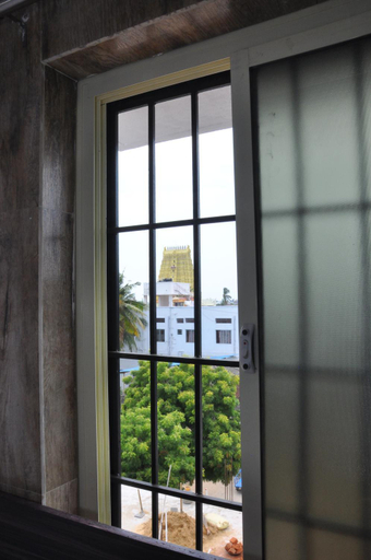 Others 5, Hotel SAARA, Ramanathapuram