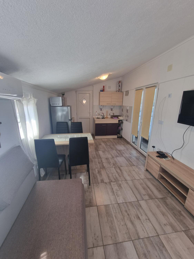 Others 5, Apartments Kovac, Vir